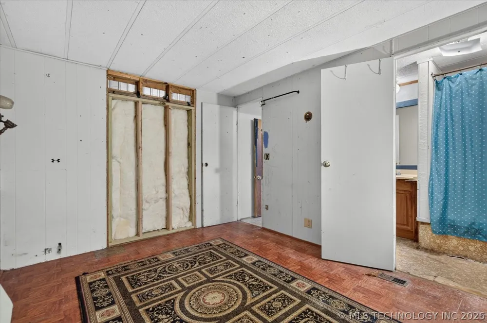 402951 W 2300 ROAD Bartlesville, OK 74006