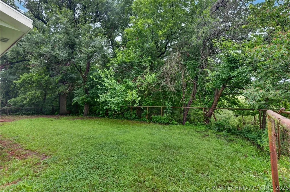 402951 W 2300 ROAD Bartlesville, OK 74006