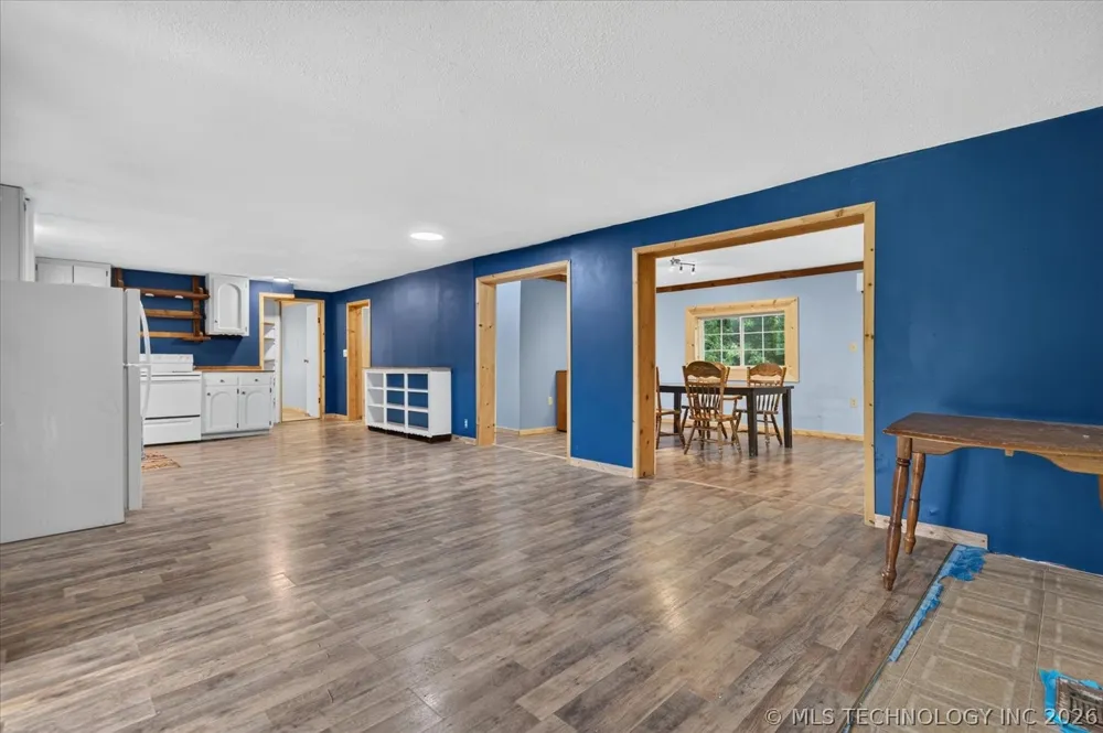 402951 W 2300 ROAD Bartlesville, OK 74006