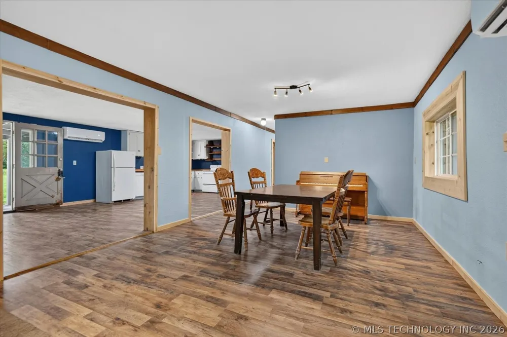 402951 W 2300 ROAD Bartlesville, OK 74006