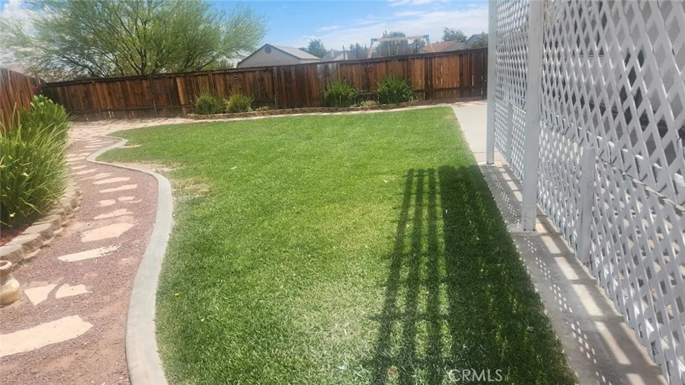 15430 Amber Pointe Victorville, CA 92394