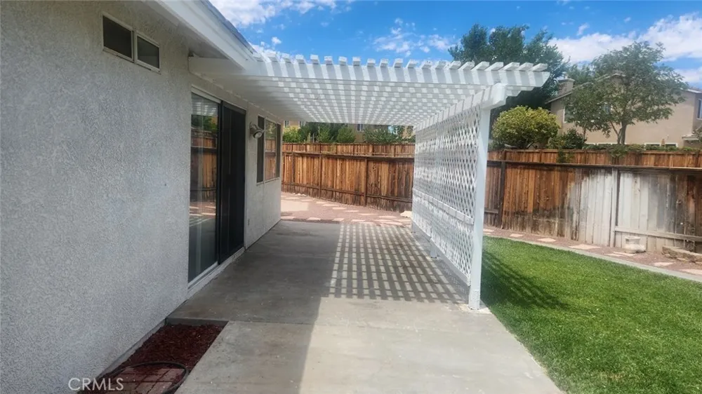 15430 Amber Pointe Victorville, CA 92394