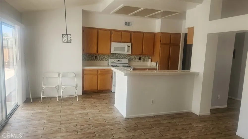 15430 Amber Pointe Victorville, CA 92394
