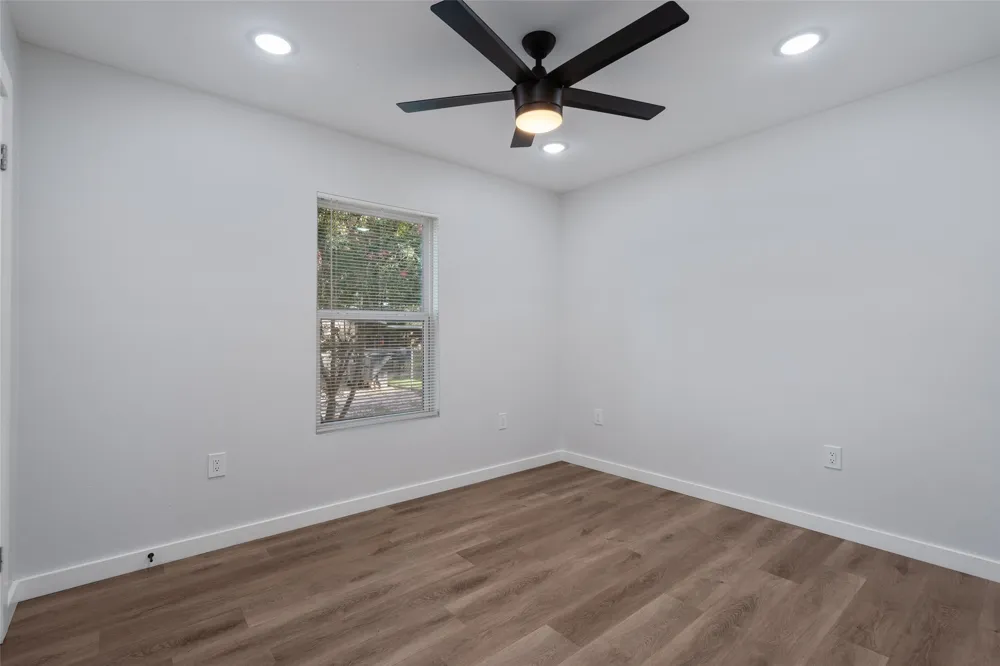 313 Charles Street Rockdale, TX 76567