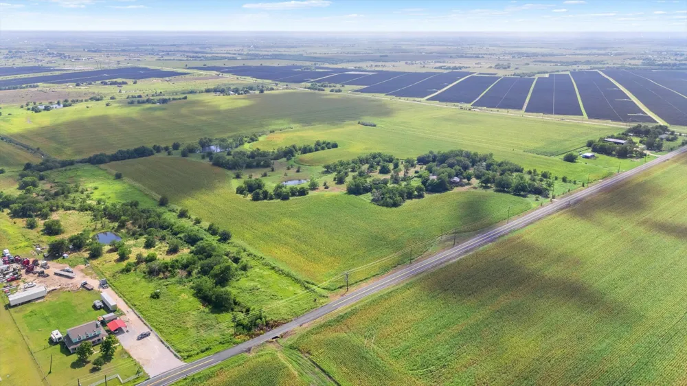 14201 Lund Carlson Road Coupland, TX 78615