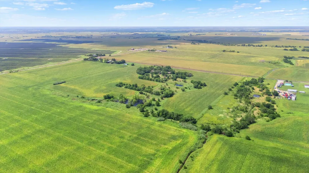 14201 Lund Carlson Road Coupland, TX 78615