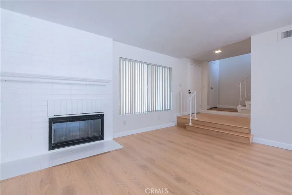 1674 Aspen Village Way West Covina, CA 91791