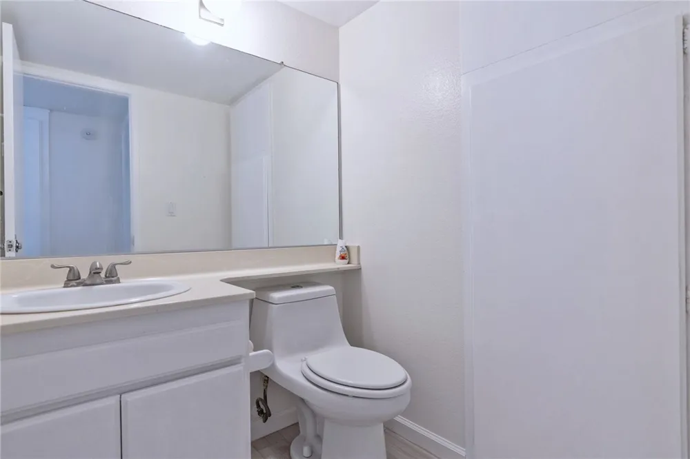 1674 Aspen Village Way West Covina, CA 91791