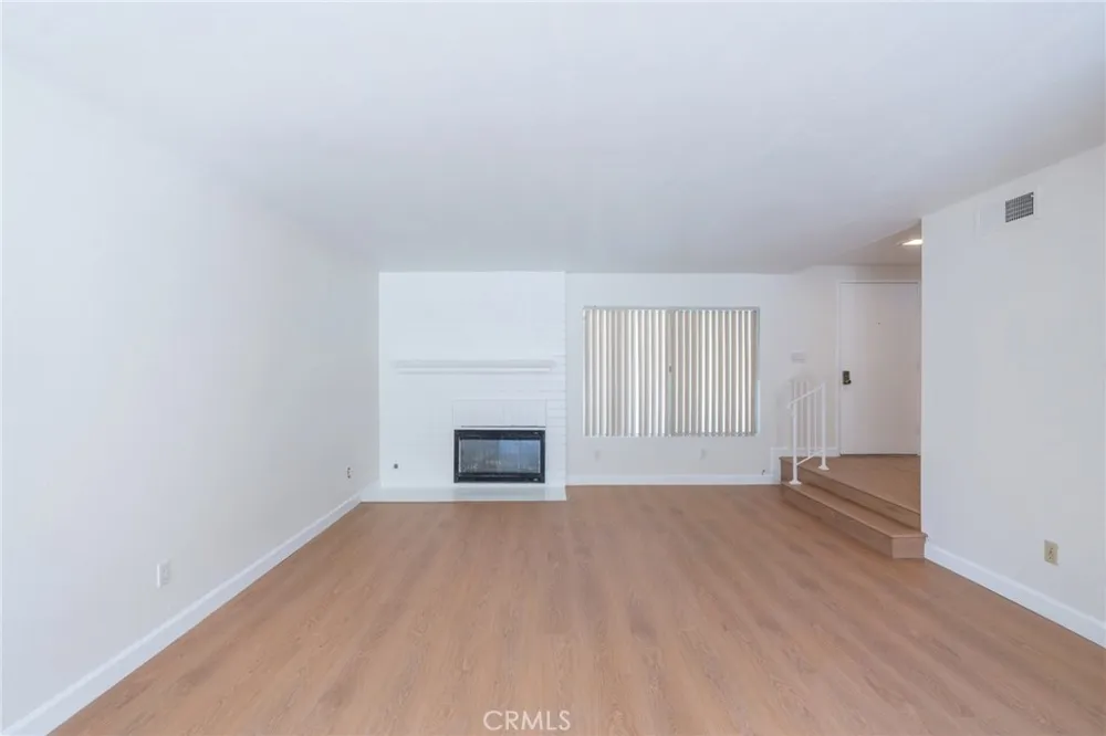 1674 Aspen Village Way West Covina, CA 91791