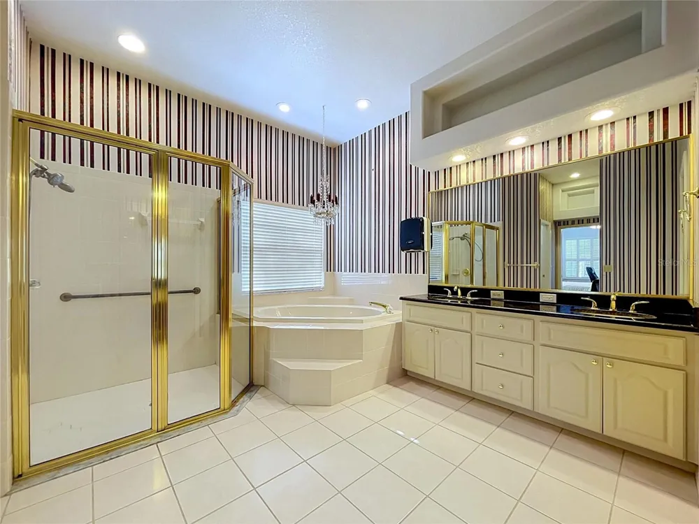 1826 WESTMINSTER COURT Lakeland, FL 33809