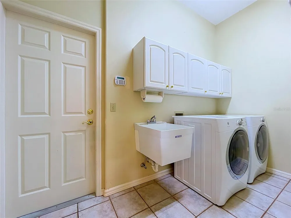 1826 WESTMINSTER COURT Lakeland, FL 33809