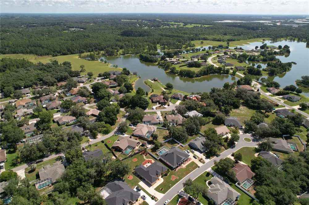 1826 WESTMINSTER COURT Lakeland, FL 33809