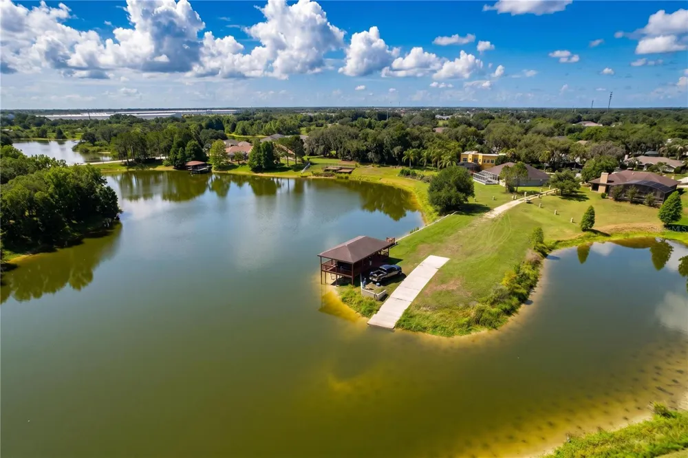 1826 WESTMINSTER COURT Lakeland, FL 33809