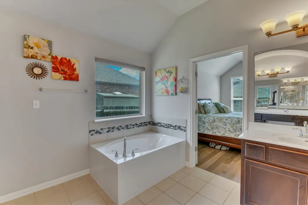 902 Catalina Lane Austin, TX 78737