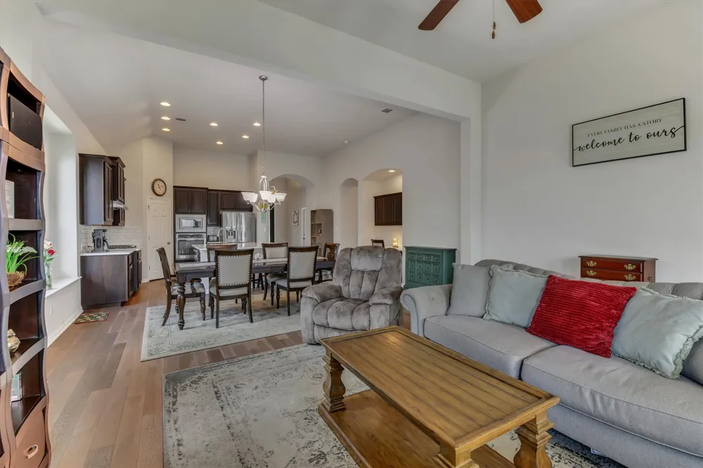 902 Catalina Lane Austin, TX 78737