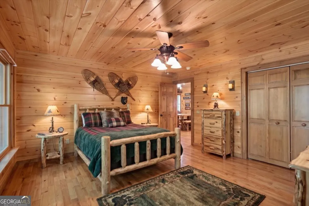 648 Stuart Mountain RD Mineral Bluff, GA 30559