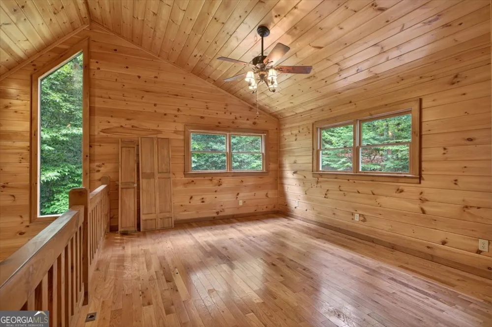 648 Stuart Mountain RD Mineral Bluff, GA 30559