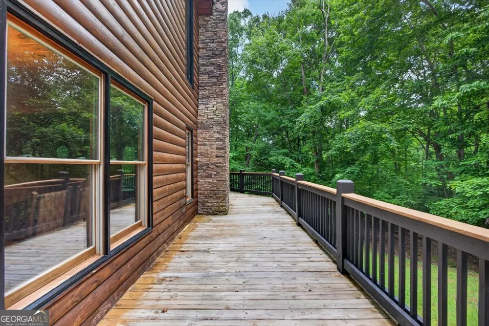 648 Stuart Mountain RD Mineral Bluff, GA 30559