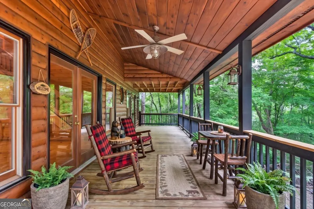 648 Stuart Mountain RD Mineral Bluff, GA 30559