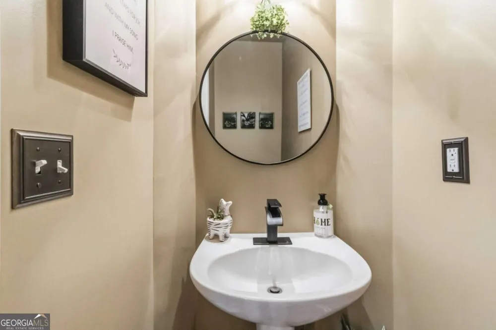 5137 Madeline PL Stone Mountain, GA 30083