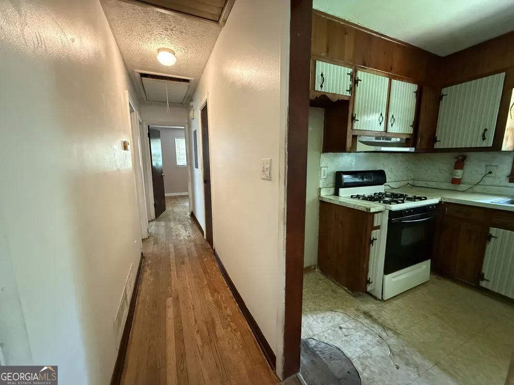 6597 King William DR Morrow, GA 30260