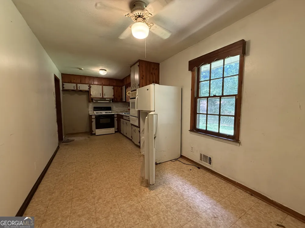 6597 King William DR Morrow, GA 30260