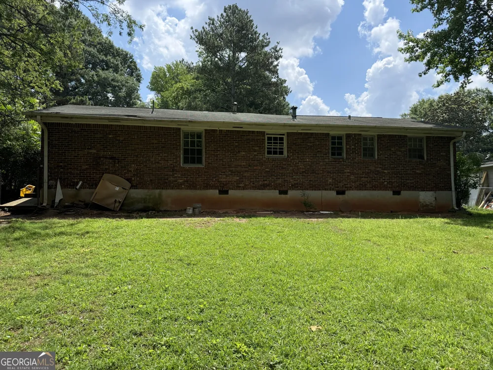 6597 King William DR Morrow, GA 30260