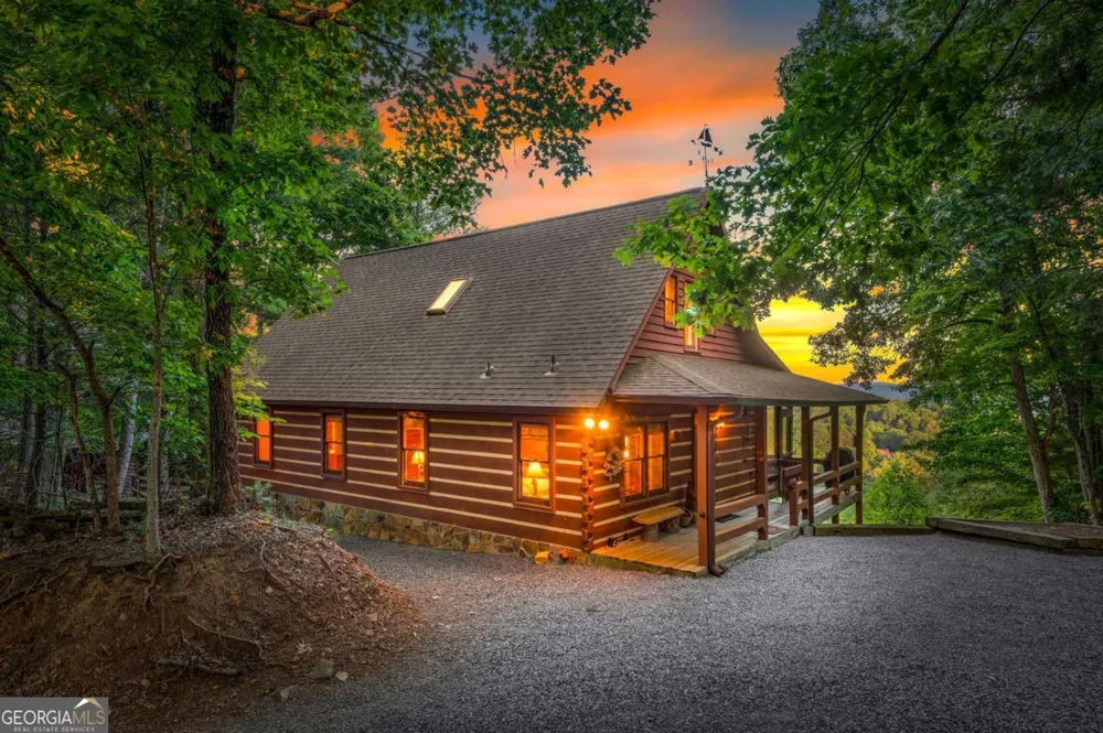 1289 My Mountain RD Morganton, GA 30560