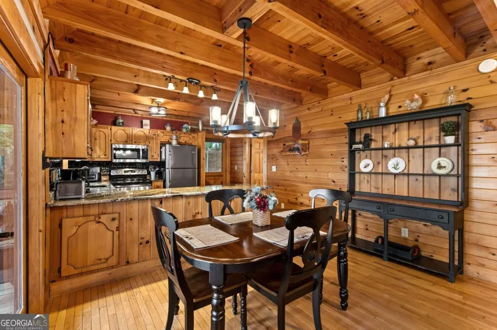 1289 My Mountain RD Morganton, GA 30560