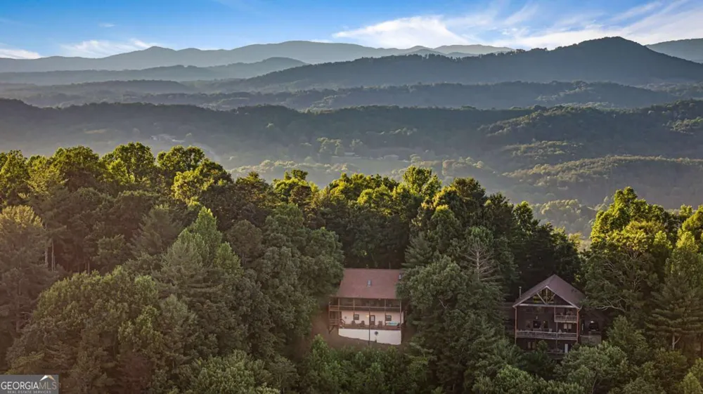1289 My Mountain RD Morganton, GA 30560