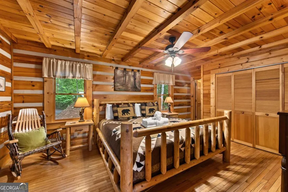 1289 My Mountain RD Morganton, GA 30560