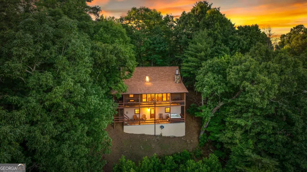 1289 My Mountain RD Morganton, GA 30560