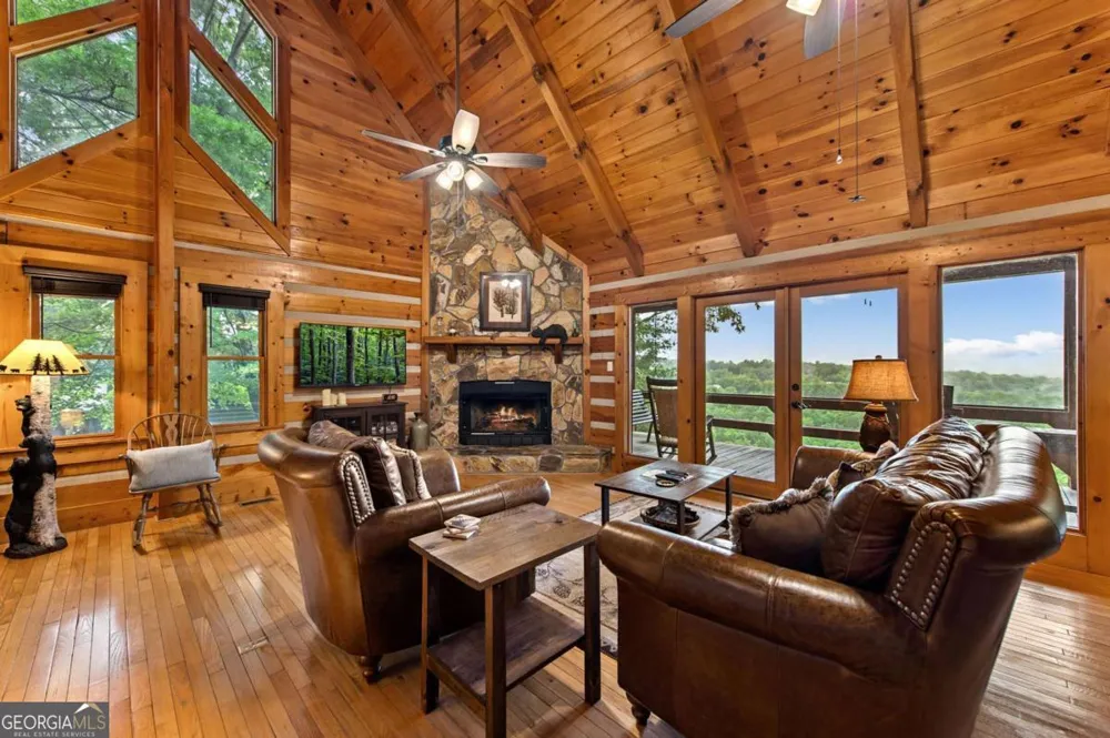 1289 My Mountain RD Morganton, GA 30560