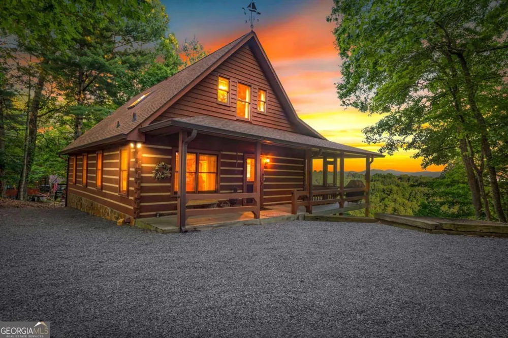 1289 My Mountain RD Morganton, GA 30560