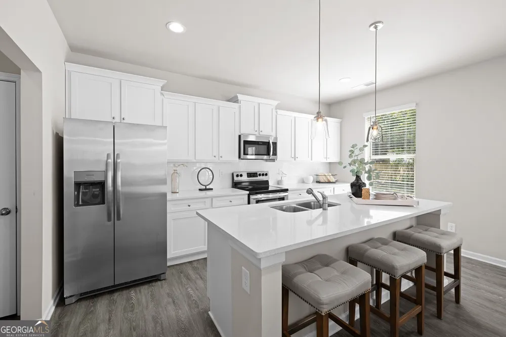 58 Purackal LN Statham, GA 30666