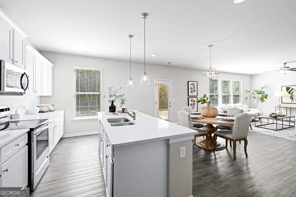 58 Purackal LN Statham, GA 30666