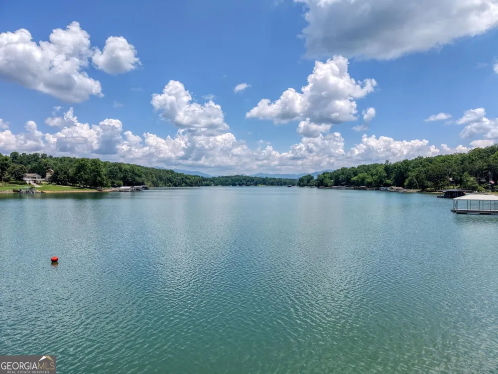 14 B Breezewood VLG Young Harris, GA 30582