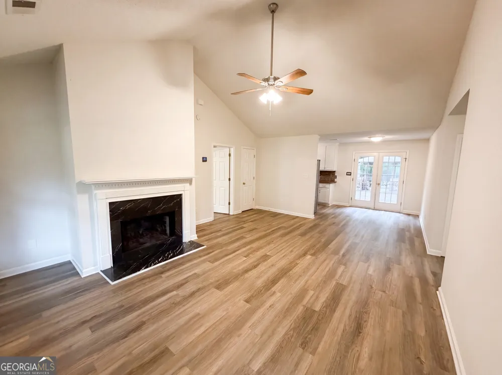 160 Regency DR Bethlehem, GA 30620