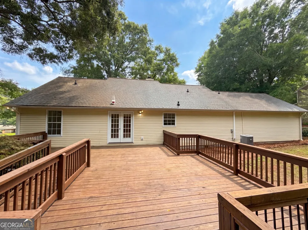 160 Regency DR Bethlehem, GA 30620