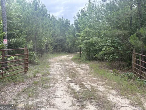 L9 N Indian Trail RD
