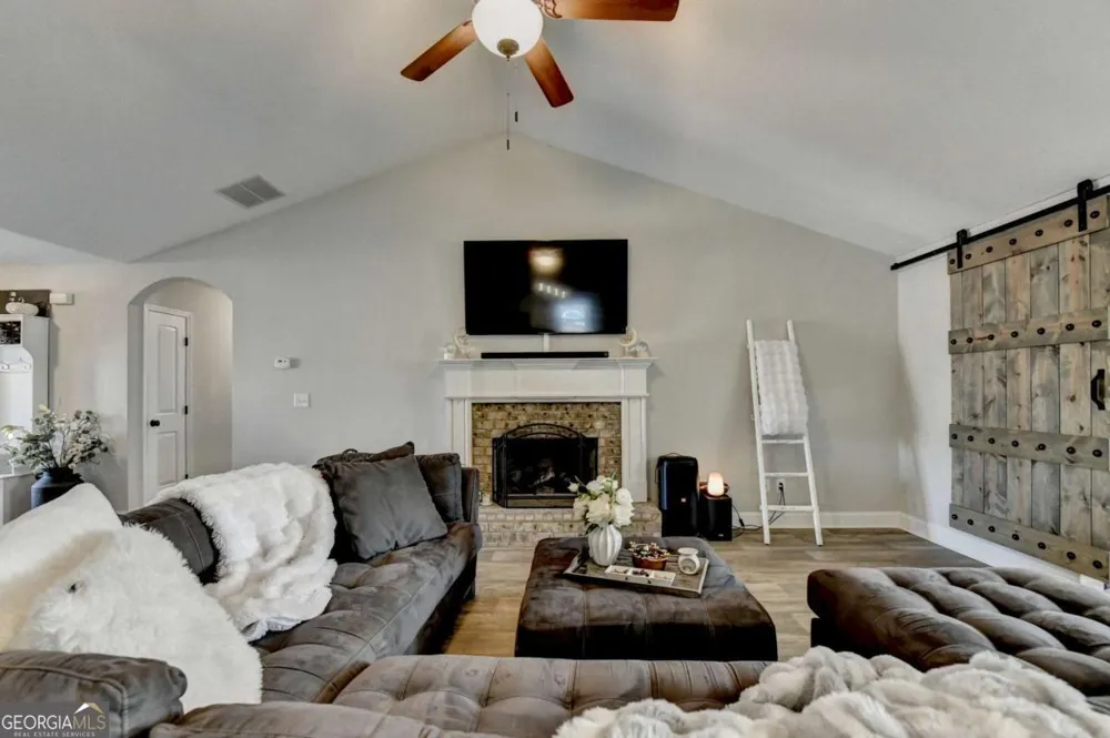 204 Lynn RD Bethlehem, GA 30620