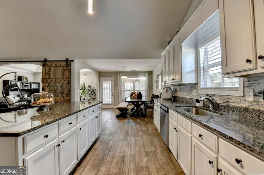 204 Lynn RD Bethlehem, GA 30620
