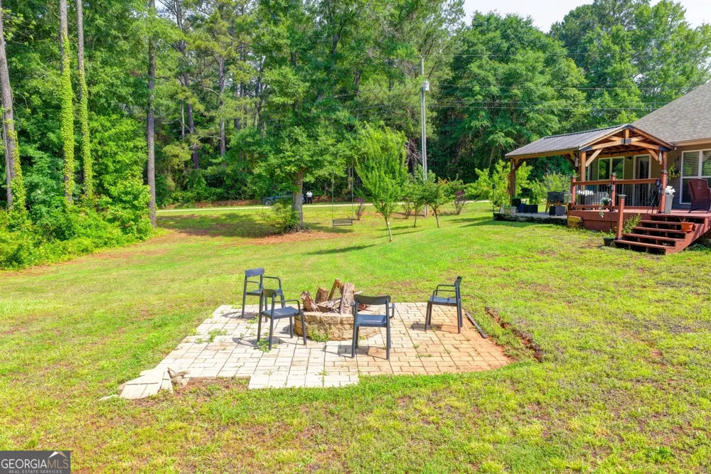 204 Lynn RD Bethlehem, GA 30620