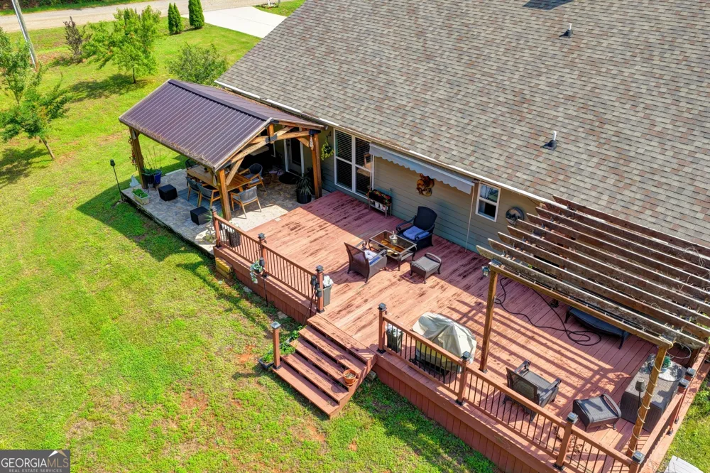 204 Lynn RD Bethlehem, GA 30620