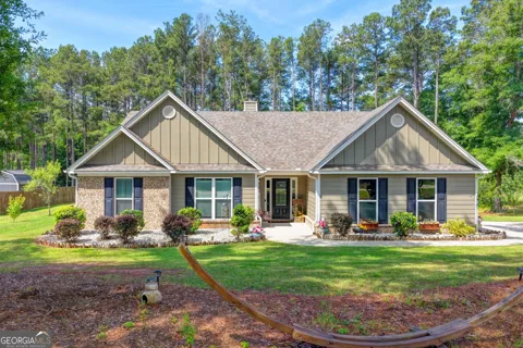 204 Lynn RD
