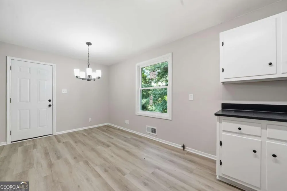 4913 Bartlett RD Forest Park, GA 30297