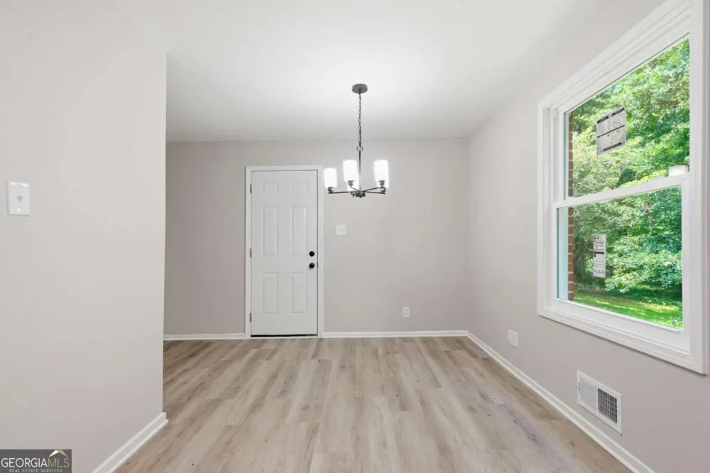 4913 Bartlett RD Forest Park, GA 30297