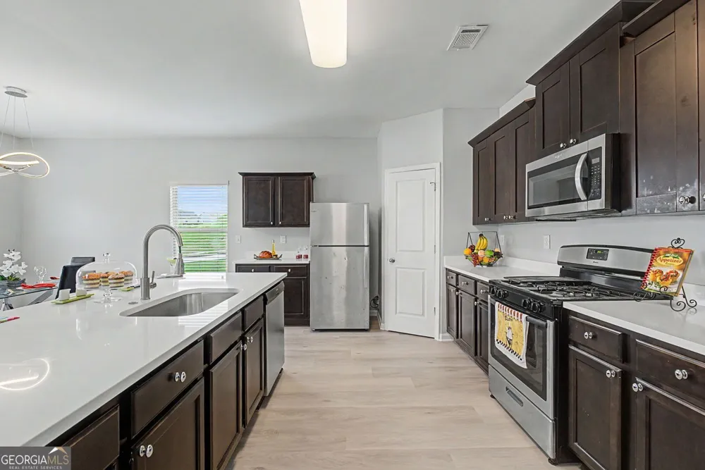 311 Merigold WAY Pendergrass, GA 30567