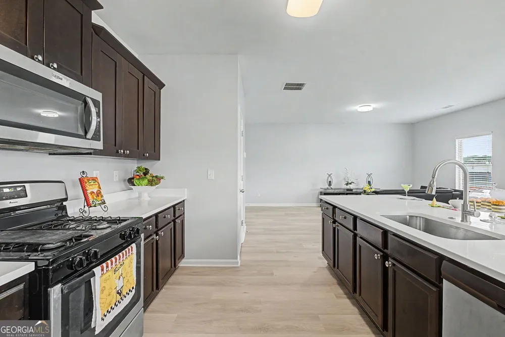 311 Merigold WAY Pendergrass, GA 30567