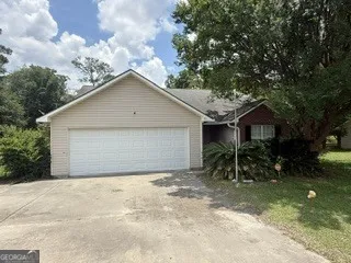64 Edinburgh DR
